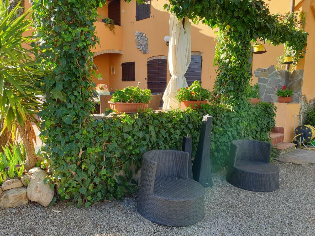 Il Leccio - Casa Toscana Il Fienile Gambassi Terme Exteriör bild